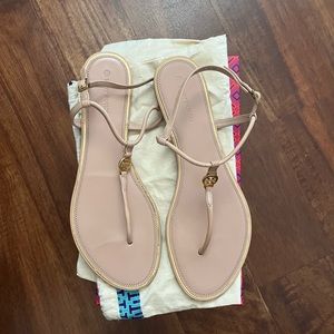 Gently worn Tory Burch Emmy flat sandal